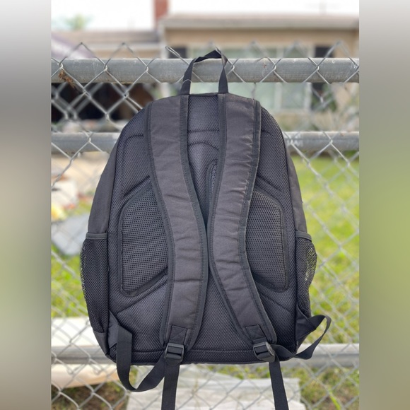 Black backpack - Picture 2 of 2